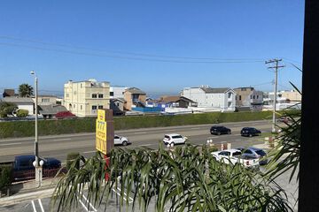 Beach/ocean view