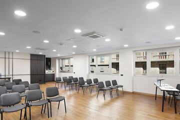Meeting facility