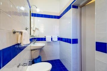 Photo 72
