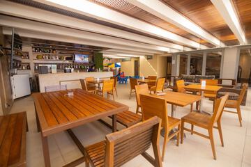 Poolside bar