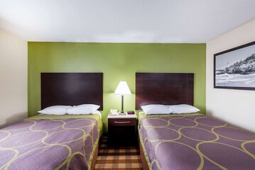 Room 19 of 32