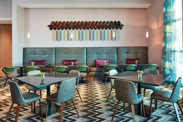 Breakfast/Coffee Service 48 of 60