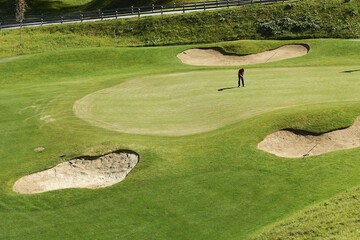 Mini-golf