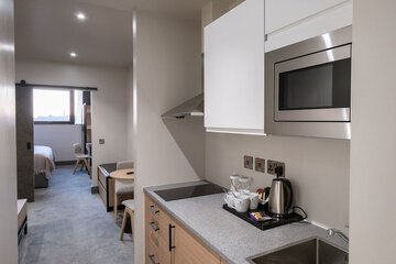 Private kitchenette