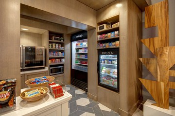 Snack bar