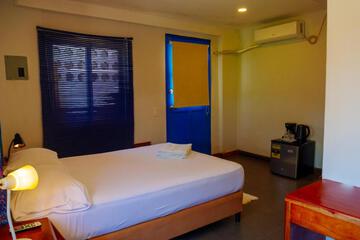 Photo 11