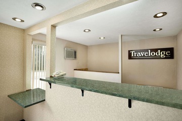 Travelodge by Wyndham La Porte / Michigan City Area