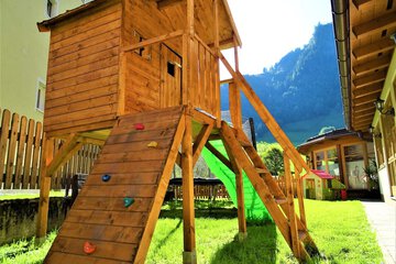Children's play area - outdoor