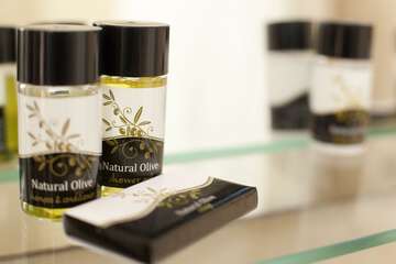 Bathroom amenities