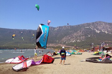 Surfing/boogie boarding