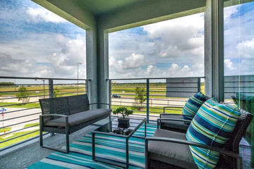balcony