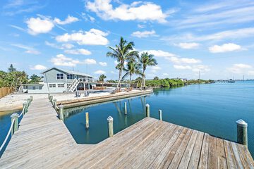 Dock