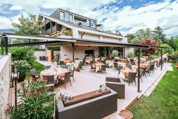 Sundeck