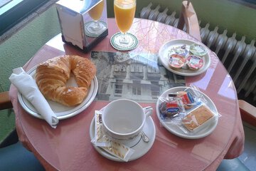 Breakfast meal