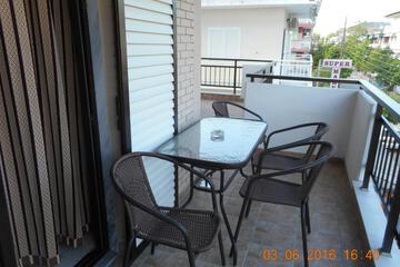Photo 32