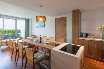 Private kitchenette