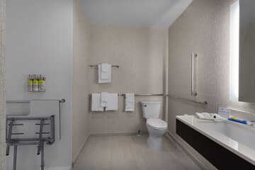 Holiday Inn Express Lake Park by IHG