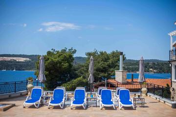 Sundeck