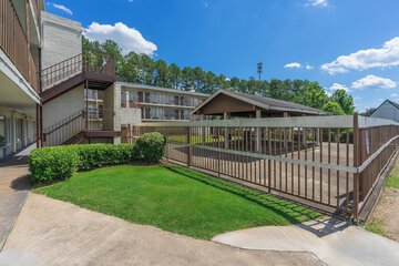 Property Grounds 42 of 42