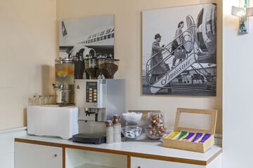 Coffee service