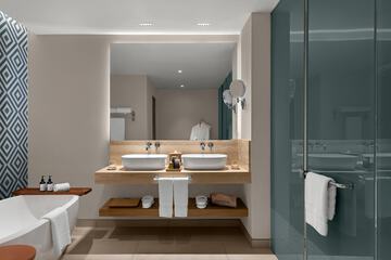Bathroom shower