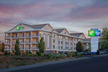 Holiday Inn Express & Suites Richland by IHG