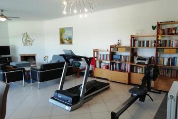 Photo 36