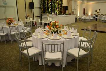 Banquet hall