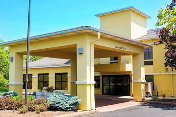 Hotel 2 of 24