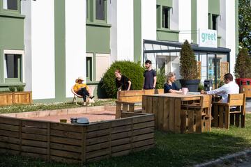 Children's play area - outdoor