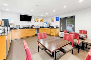 Breakfast/Coffee Service 45 of 47