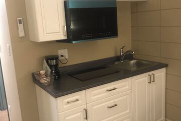 Private kitchenette