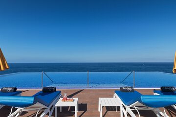 Beach/ocean view
