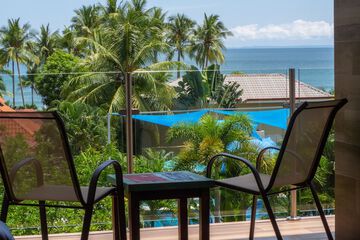 Beach/ocean view
