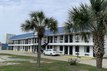 Bayfront Inn