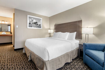 Clarion Inn & Conference Center