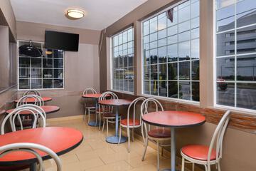 Breakfast/Coffee Service 46 of 49