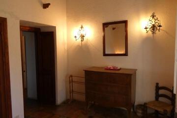 Photo 33