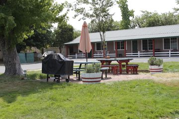 BBQ/picnic area