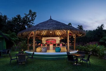 Poolside bar