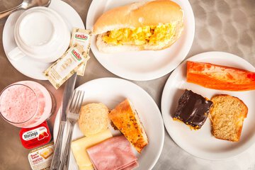 Breakfast meal