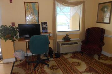Photo 6