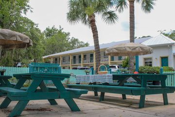BBQ/picnic area