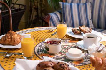 Breakfast area