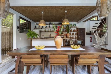 Poolside bar