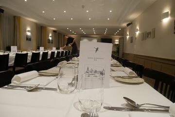 Banquet hall