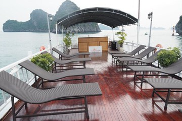 Sundeck