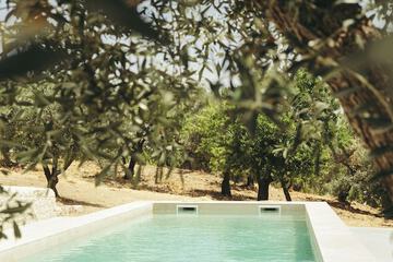 Private pool