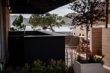 Sundeck