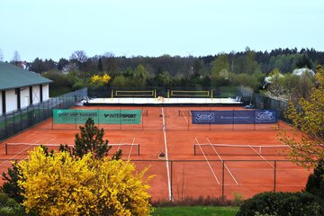 Tennis court
